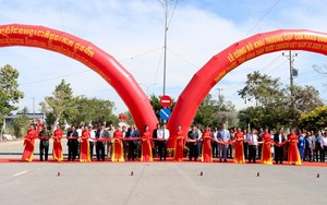 Cặp công trình kết nối Việt Nam - Campuchia vừa được khánh thành, hứa hẹn góp phần chinh phục 20 tỷ USD