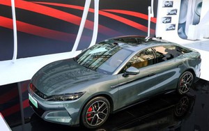 Hãng xe 'ai cũng biết là ai' có cách rút thời gian sạc từ 30 phút còn 10 phút: Cẩn thận bị nói là tham!