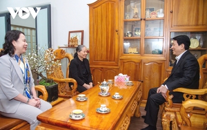 Chủ tịch nước Lương Cường chúc Tết, tri ân nguyên lãnh đạo Đảng, Nhà nước