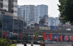 Ngày 29 Tết, đường phố Hà Nội vắng phương tiện, cao tốc thông thoáng