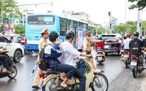 Cha mẹ có thể bị phạt tới 10 triệu đồng khi giao xe máy cho con chưa đủ tuổi điều khiển