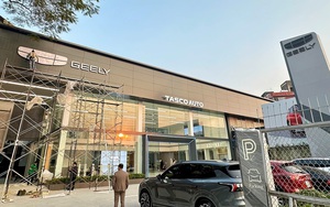 Hai showroom Geely đầu tiên Việt Nam lộ diện, treo ngay ảnh mẫu xe sắp bán