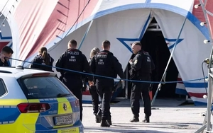 Vụ tai nạn ở rạp xiếc khiến một nữ diễn viên tử vong, cảnh sát phong tỏa hiện trường