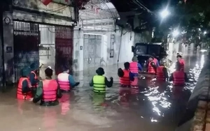 Hà Nội di dời hơn 60 hộ dân trong đêm