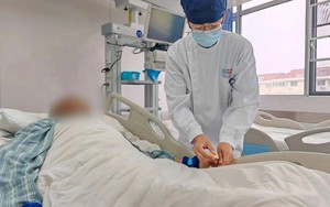 Người đàn ông hôn mê, nguy kịch sau khi uống 1 thứ do hàng xóm giới thiệu