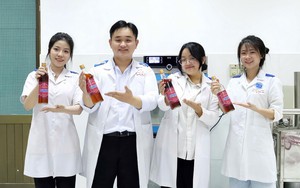 Hành trình biến củ hành tím thành nước mắm chay của sinh viên miền Tây