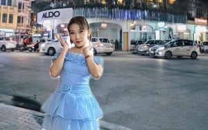 Nhan sắc tuổi 50 của nữ NSND vừa công khai hôn môi “cô gái lạ mặt”, vừa tuyên bố có bạn trai kém 2 con giáp