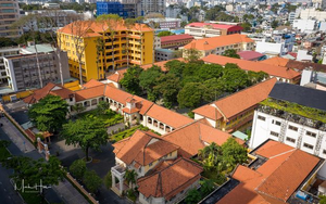 Một trường cấp 3 đình đám ngay trung tâm TP.HCM, chất lượng "đỉnh của chóp": Tiền học 1 tháng chưa tới 500 nghìn đồng!