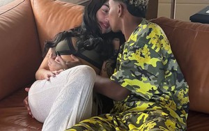 Lamine Yamal âu yếm nữ rapper