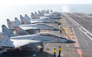 Báo Pháp: 'MiG-29KUB của Hải quân Ấn Độ đang mất khả năng chiến đấu'