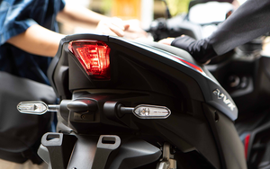 Chuẩn xe tay ga đi phượt là đây: Không sợ mất phanh khi đổ đèo nhờ tính năng độc nhất, giá bán thế nào?