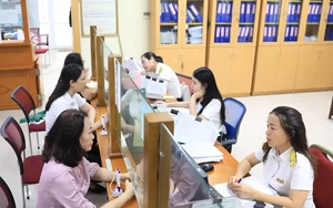 Hơn 8.000 cán bộ thuế nghỉ việc