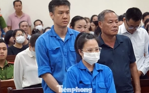 14 cựu cán bộ Hải quan Hải Phòng lĩnh án vì 'tiếp tay' cho buôn lậu