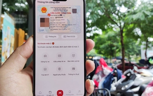 Một ngân hàng phát thông báo liên quan đến dữ liệu của khách hàng trên ứng dụng VNeID