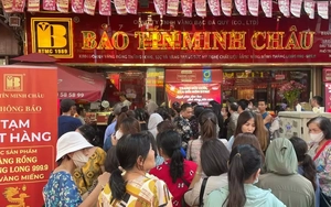 Giá vàng vượt mọi dự báo, khuyến nghị người dân thận trọng