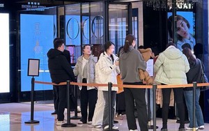 Mua vàng rồi mất trắng 130 triệu chỉ trong một đêm