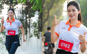 Hoa khôi Vũ Hương Giang sống kỷ luật, tích cực để làm gương cho con