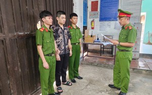 Bắt Trần Quang Huy sinh năm 1996 tại phòng trọ