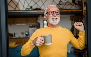 Trà, cà phê hay nước lọc tốt nhất cho tuổi thọ? Nghiên cứu tiết lộ điều bất ngờ