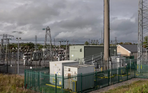 Một làn sóng phẫn nộ đang dâng cao đằng sau cơn sốt AI