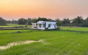 Cặp đôi U40 cầm 2,5 tỷ về quê xây nhà dưỡng già, chưa được 1 năm, bố mẹ đã phải thốt lên: “2 đứa bị điên rồi”