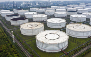 Láng giềng Việt Nam âm thầm tích trữ 135 nghìn tấn 'vàng lỏng' mỗi ngày: Xây kho dự trữ gần 300 triệu tấn, mua nhiều hơn mức tiêu thụ, chuyện gì đang xảy ra?