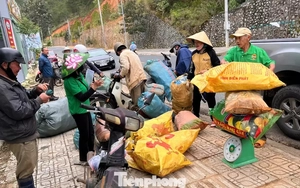 Khi đổi rác lấy quà trở thành thói quen xanh