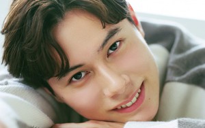 Visual cực bén của nam thần bóng chuyền Ran Takahashi gây sốt mạng xã hội châu Á