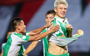 Giải Hạng nhất 2025-2026: Thua CLB TP HCM trên sân nhà, Long An nhận thất bại thứ 4