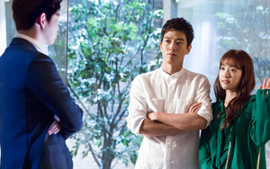 Thỉnh thoảng anh chồng lại về thăm bố mẹ, mỗi lần như vậy đều khiến tôi điên cả đầu