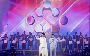 Chủ tịch ngân hàng trẻ nhất Việt Nam gây sốt mạng khi song ca với Bùi Công Nam là ai?