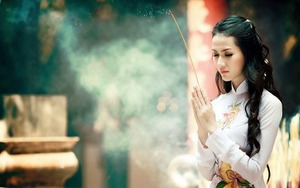 3 điều không nên nói trước bàn thờ