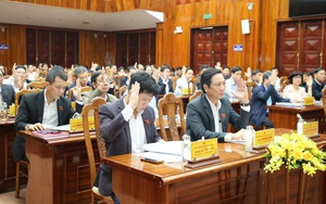 Bãi nhiệm chức danh hội thẩm TAND tỉnh Quảng Trị đối với ông Trần Văn Tý