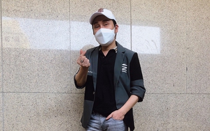 Nam nghệ sĩ vừa lên chức bố ở tuổi 53: Vợ siêu giàu, ở biệt thự 200 tỷ đồng, có 3 con riêng