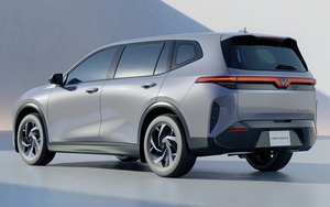 Bàn giao đến tay khách Việt chưa đầy 2 tháng, mẫu MPV điện đầu tiên của tỷ phú Phạm Nhật Vượng đã rục rịch xuất ngoại?