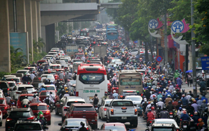 Siết khí thải ô tô: Hà Nội, TP.HCM 'ra quân' trước, xe cũ đứng trước nguy cơ bị loại khỏi đường phố