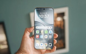 Oppo Find X9 Pro vừa ra mắt đã nhận cơn mưa lời khen là “tốt nhất 2025”, vượt cả iPhone, Samsung
