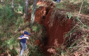 Cận cảnh các vết nứt nguy hiểm trên đèo D'ran ở Lâm Đồng