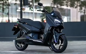 Nhìn cứ tưởng Yamaha XMAX 2026, nhưng đây là một chiếc xe máy điện có công suất 17 mã lực và phạm vi hoạt động lên tới 150km!