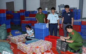 Đột kích 'lò kẹo' ở Ninh Bình: Phát hiện 2 triệu sản phẩm kẹo, thạch được sản xuất từ 15 phụ gia thực phẩm không rõ nguồn gốc