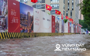 Thay bạn xem nhà ngày mưa: Keangnam hóa “vịnh”, Ciputra thành “cảng nước sâu”, The Summit 216 chìm trong biển nước