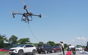 Máy bay không người lái phá thế cô lập, tiếp tế 5 tấn hàng hóa, cứu trợ vùng lũ dữ Thái Nguyên