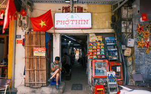 Quán phở duy nhất bên hồ Gươm sắp phải di dời sau gần 70 năm