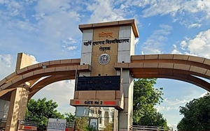 Nhân viên nữ bị ép chụp ảnh băng vệ sinh chứng minh 'đèn đỏ', cảnh sát vào cuộc