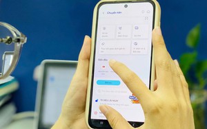 Một cô gái sinh năm 2002 đã phải báo công an sau khi thực hiện chuyển khoản 100 triệu đồng