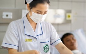 Hơn 600 cán bộ y tế tình nguyện đăng ký về Bệnh viện Bạch Mai cơ sở 2 làm việc