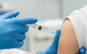 Hai loại vaccine đắt đỏ sẽ được tiêm miễn phí cho trẻ em từ 2026