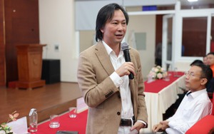 Giám khảo Green Voices điểm trường Đại học Điện lực: Cặp nam sinh chiến thắng nhờ tư duy ‘quản trị rủi ro xe điện’