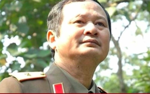 Nhạc sĩ đầu tiên ở Việt Nam được phong quân hàm Thiếu tướng là ai?