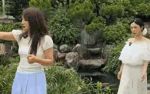 "Phú bà" sống trong biệt thự 185 tỷ: Lộng lẫy đến mức sang chấn thị giác, Google cạn từ khen